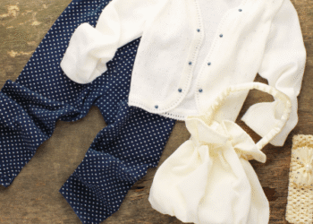 ملابس أطفال بأحدث التصميمات العصرية والمريحة